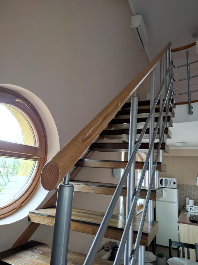 Tiborc Apartman Gyula Exterior foto